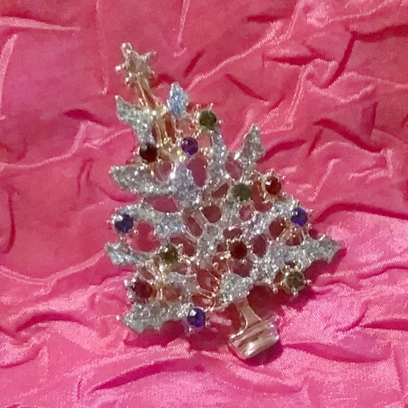 Vintage Rhinestone Christmas Tree Pin Brooch - Picture 2 of 4